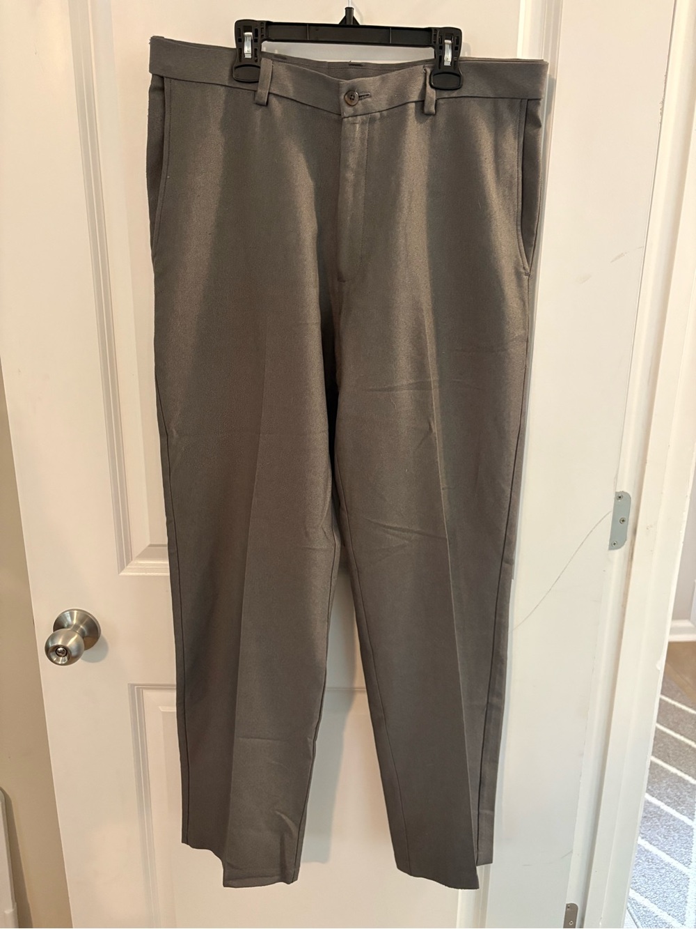 Men's Classic Dress Pants in Gray